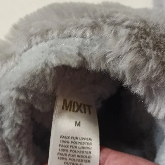 Women's slippers - Picture 3 of 5